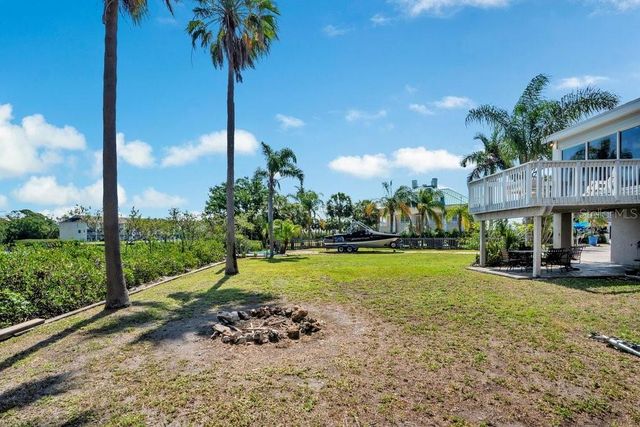 3858 SHORE BOULEVARD, Oldsmar, FL 34677
