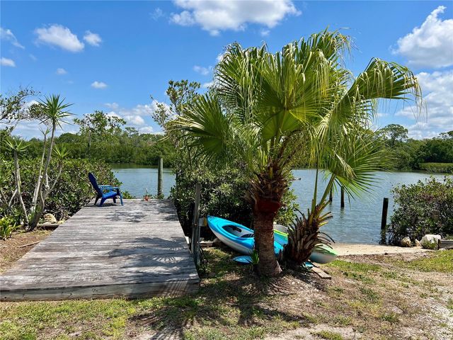 3858 SHORE BOULEVARD, Oldsmar, FL 34677