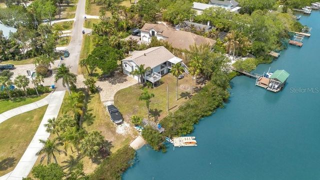 3858 SHORE BOULEVARD, Oldsmar, FL 34677