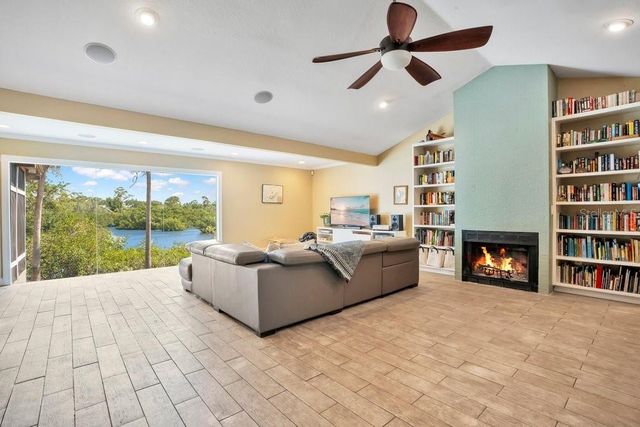 3858 SHORE BOULEVARD, Oldsmar, FL 34677