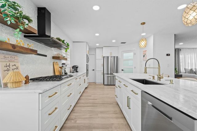 581 SE 5th Avenue, Pompano Beach, FL 33060