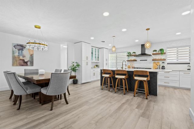 581 SE 5th Avenue, Pompano Beach, FL 33060