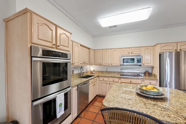 732 N TREE DR, Collierville, TN 38017