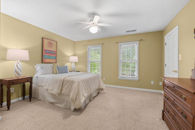 732 N TREE DR, Collierville, TN 38017