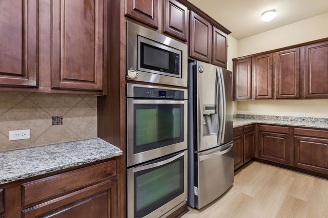302 Phillips Court, Fate, TX 75087