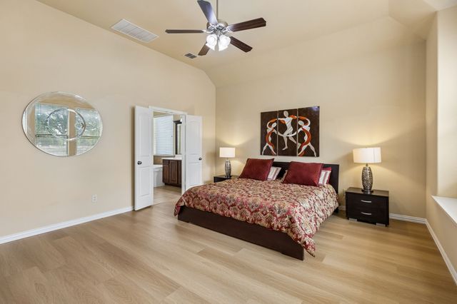 302 Phillips Court, Fate, TX 75087