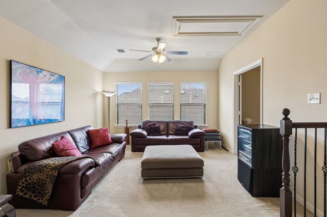 302 Phillips Court, Fate, TX 75087