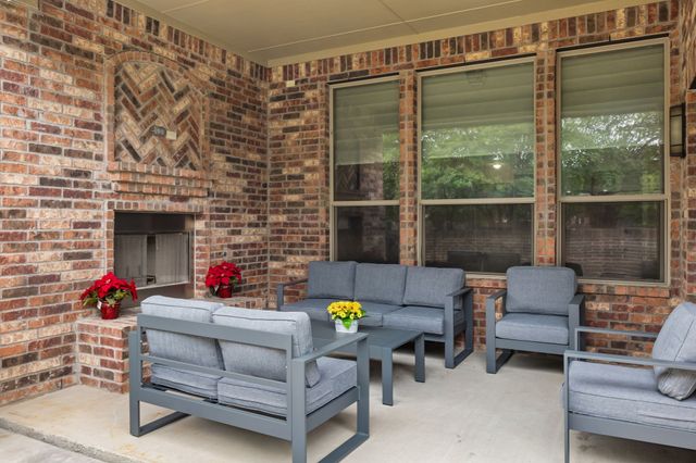 302 Phillips Court, Fate, TX 75087
