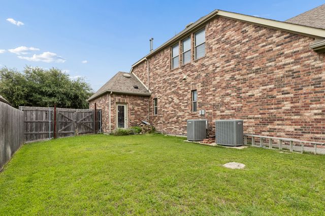 302 Phillips Court, Fate, TX 75087