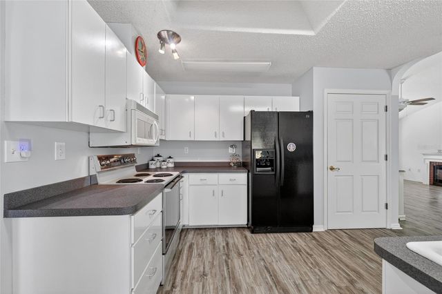 289 MACARTHUR DRIVE, Port Charlotte, FL 33954