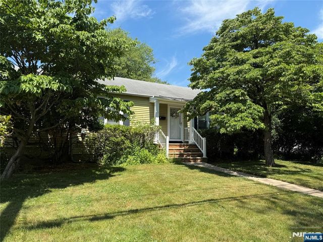 173 Walnut Street, Northvale, NJ 07647