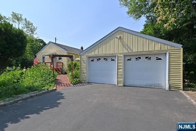 173 Walnut Street, Northvale, NJ 07647