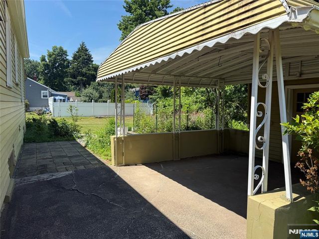 173 Walnut Street, Northvale, NJ 07647