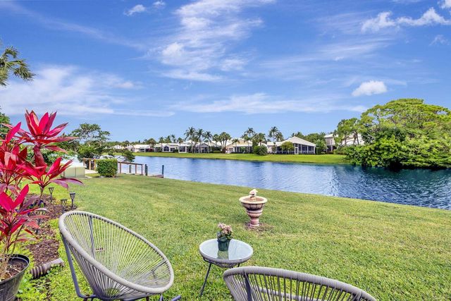 3667 Cape Pointe Circle, Jupiter, FL 33477