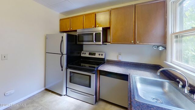 420 Delaware Avenue Apt 4, Albany, NY 12209