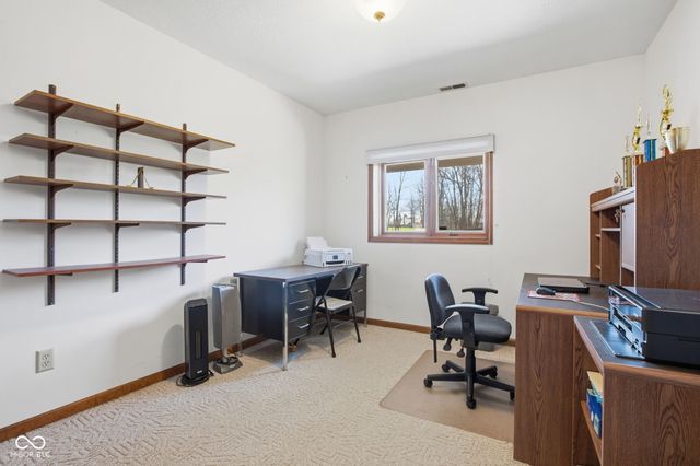 219 Cheshire Circle, Noblesville, IN 46062