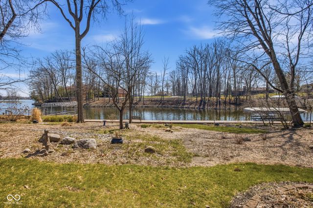 219 Cheshire Circle, Noblesville, IN 46062