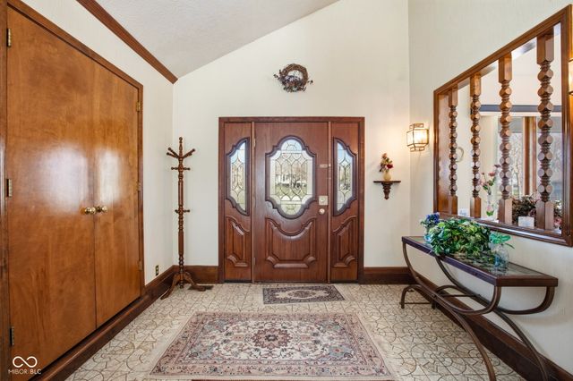 219 Cheshire Circle, Noblesville, IN 46062