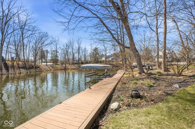 219 Cheshire Circle, Noblesville, IN 46062