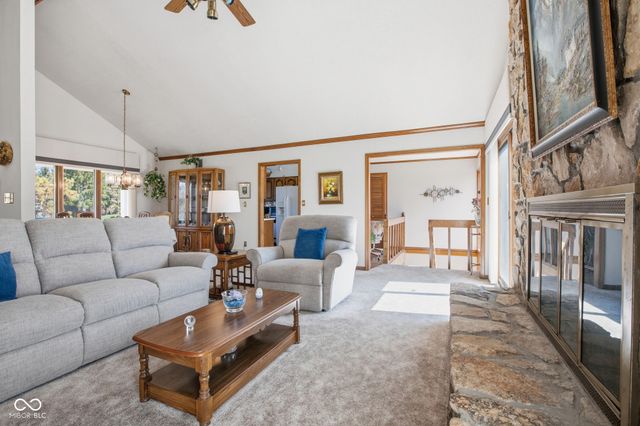 219 Cheshire Circle, Noblesville, IN 46062