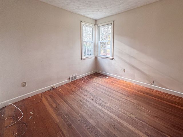 1 Hamilton Road, Northborough, MA 01532