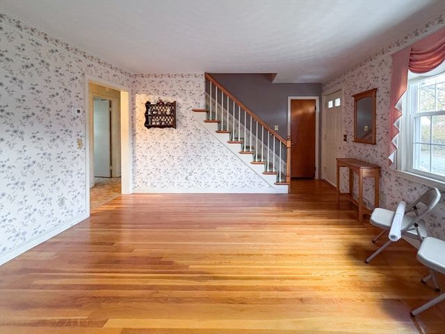 1 Hamilton Road, Northborough, MA 01532