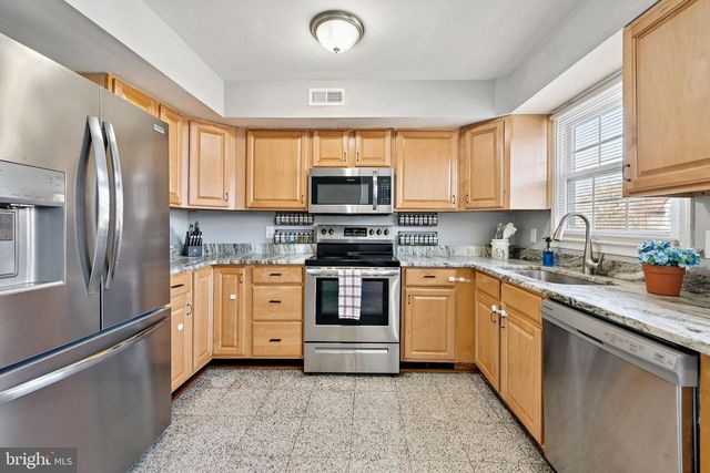 1142 CHANTICLEER, Cherry Hill, NJ 08003