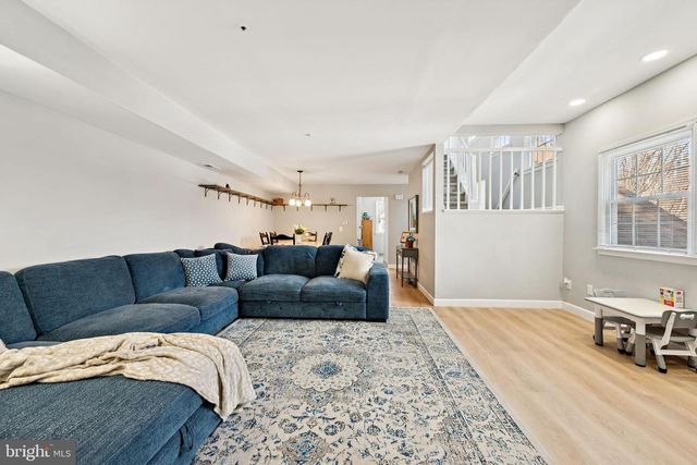 1142 CHANTICLEER, Cherry Hill, NJ 08003