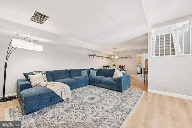 1142 CHANTICLEER, Cherry Hill, NJ 08003