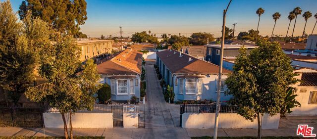 6312 Brynhurst Avenue, Los Angeles, CA 90043