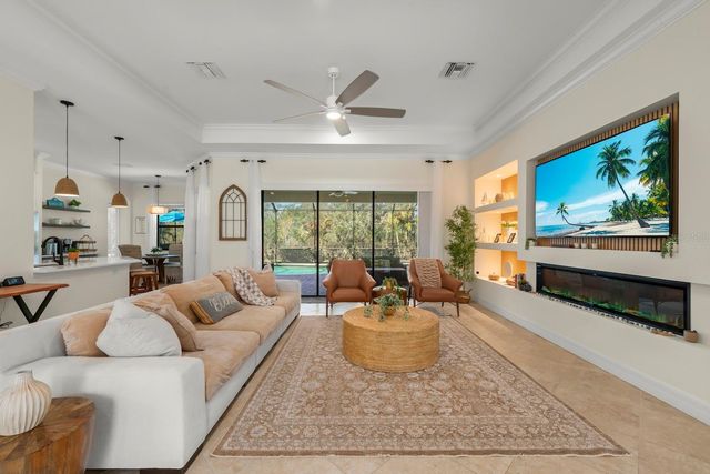 13807 SWIFTWATER WAY, Bradenton, FL 34211