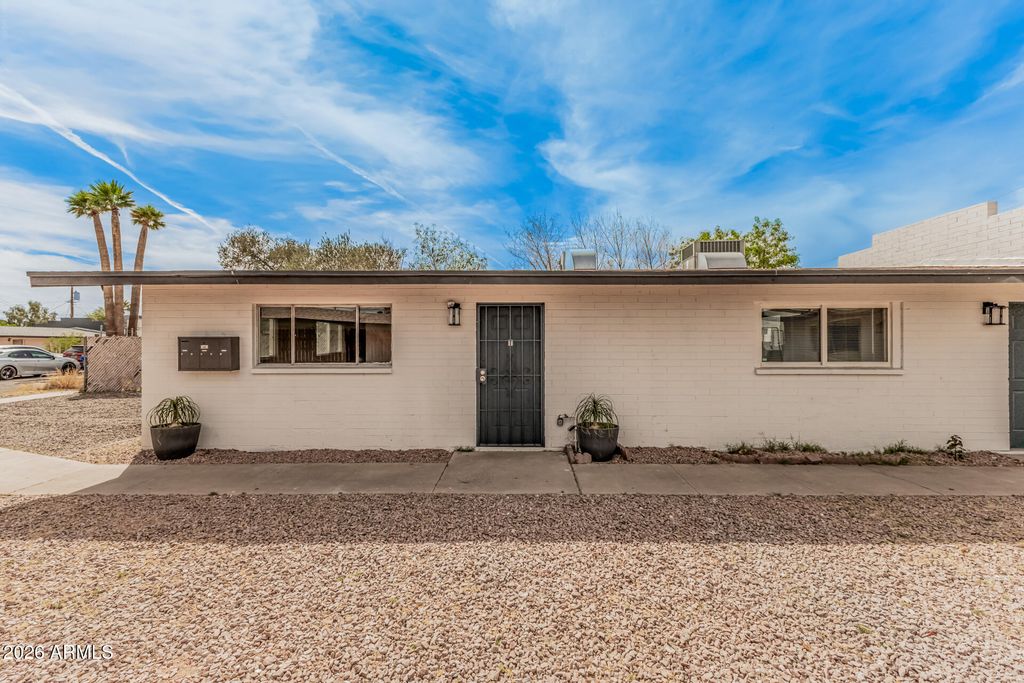 1321 N 48th Place Apt 1, Phoenix, AZ 85008