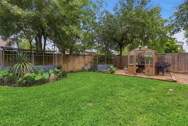 6126 Hickorycrest Drive, Spring, TX 77389