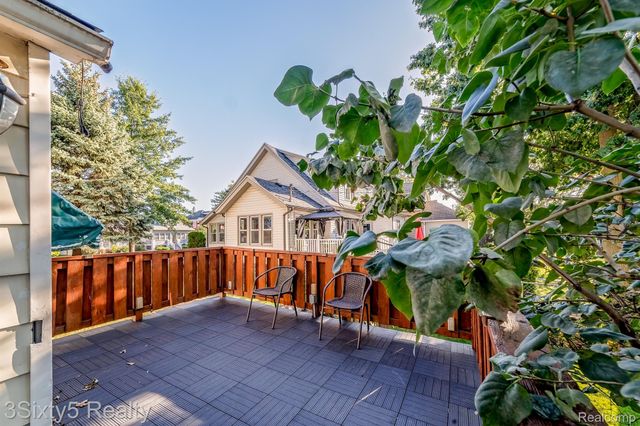 447 Walnut Street, Wyandotte, MI 48192