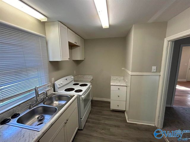 802 Crestline Road NW, Huntsville, AL 35816