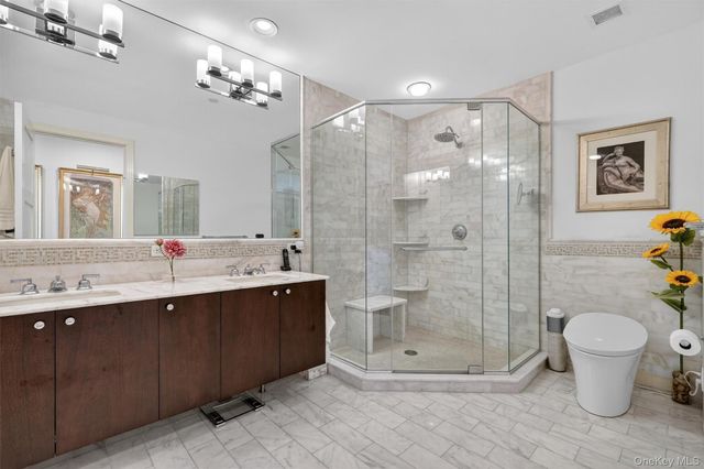 5 Renaissance Square PH6C, White Plains, NY 10601