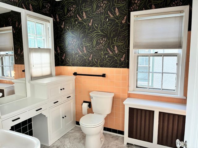 5140 Queen Avenue S, Minneapolis, MN 55410