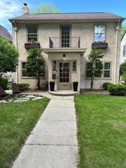 5140 Queen Avenue S, Minneapolis, MN 55410