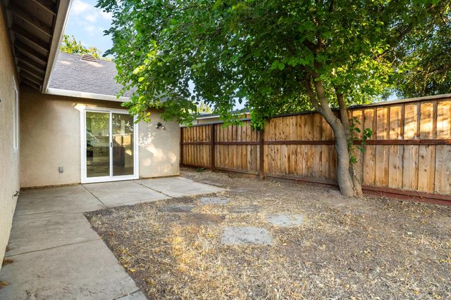 3919 Huron St, Sacramento, CA 95838