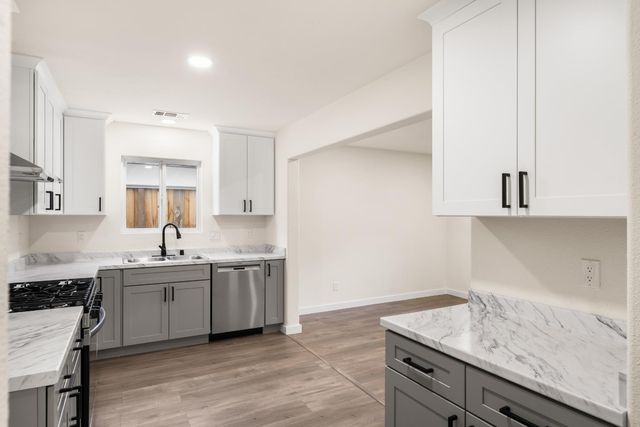 3919 Huron St, Sacramento, CA 95838