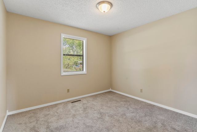 400 E Elm Street, Nixa, MO 65714