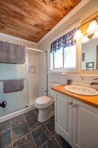 48 Upper Highlands Loop, Dover, VT 05356