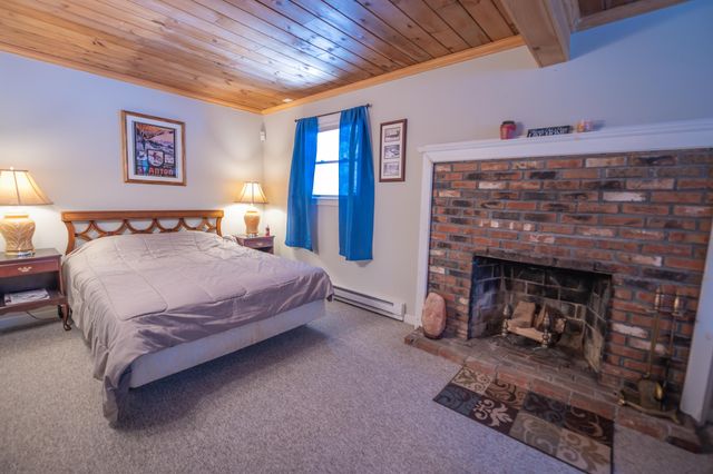 48 Upper Highlands Loop, Dover, VT 05356