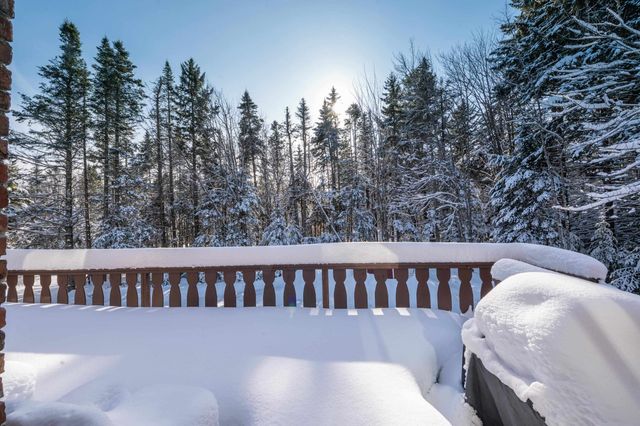 48 Upper Highlands Loop, Dover, VT 05356