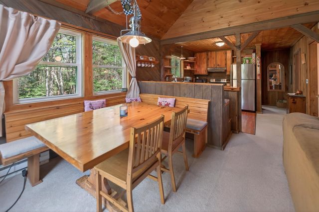 48 Upper Highlands Loop, Dover, VT 05356