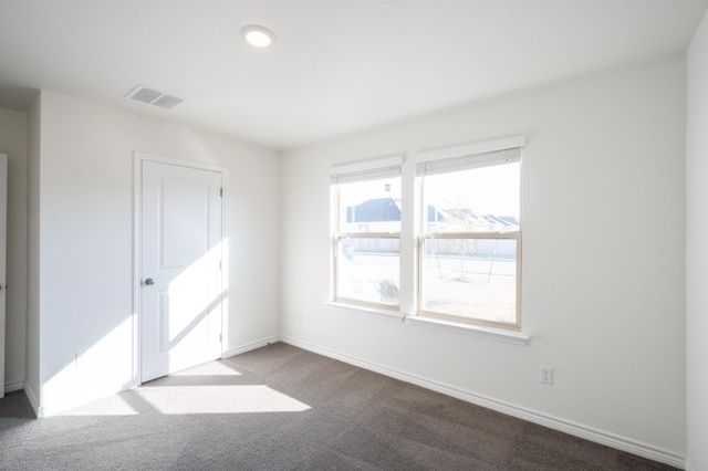 608 Double Vision RD, Jarrell, TX 76537