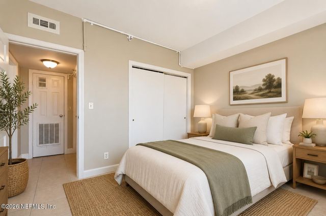 311 W ASHLEY Street 806, Jacksonville, FL 32202