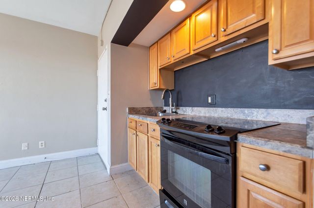 311 W ASHLEY Street 806, Jacksonville, FL 32202