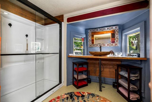 1540 N Noland Road, Independence, MO 64050