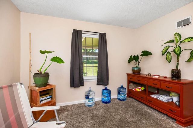 1540 N Noland Road, Independence, MO 64050
